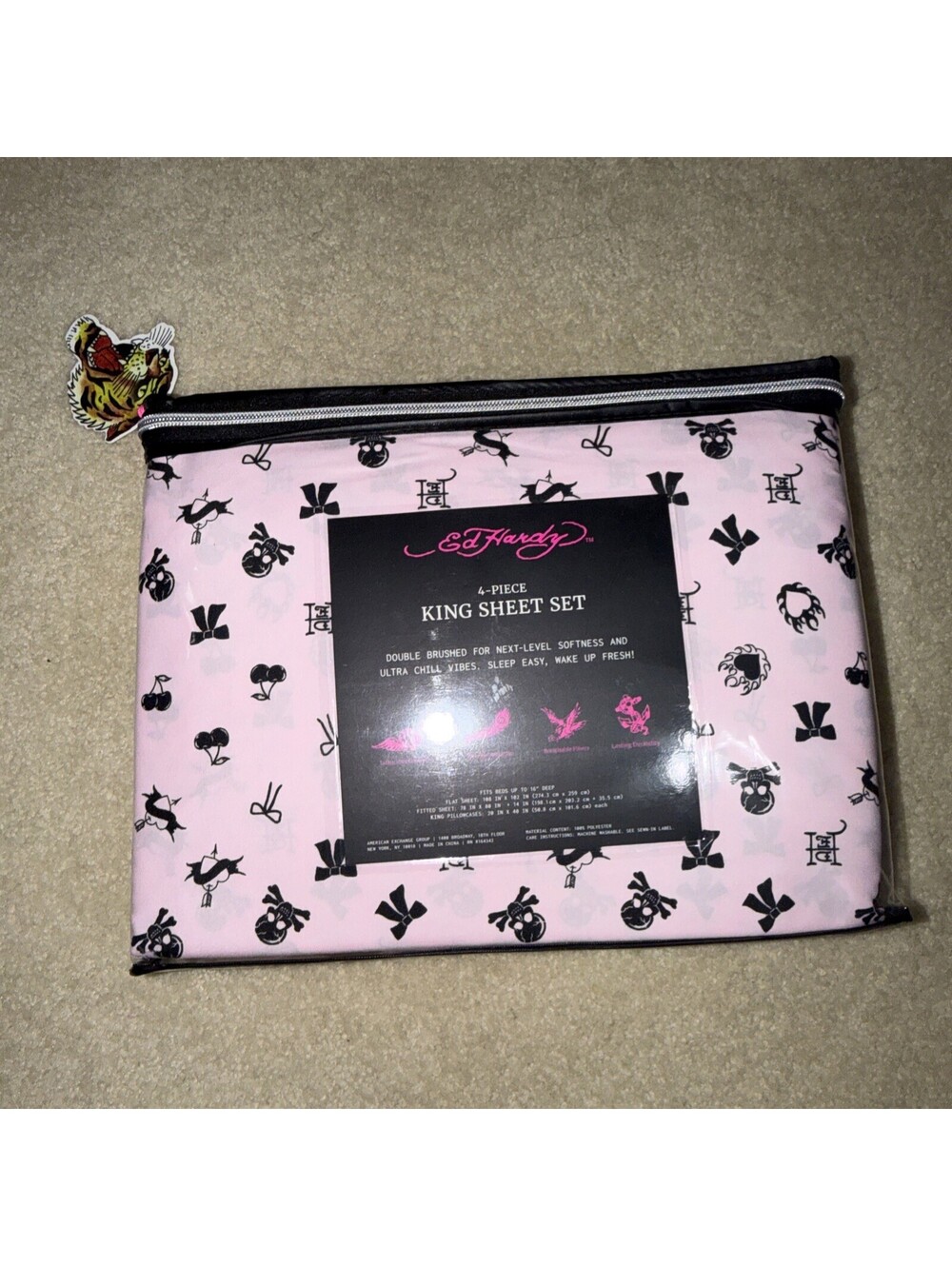 Ed Hardy 4pc QUEEN Sheet Set Pink w/Black Skulls, Hearts,Cherries,Bows,Monograms